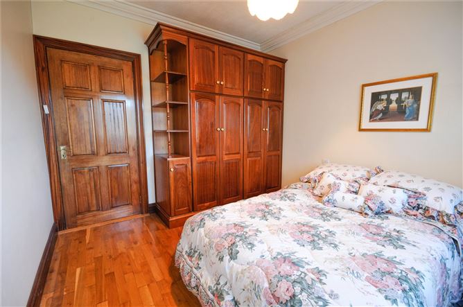 7 Bellevue, Moyne Road, Thurles