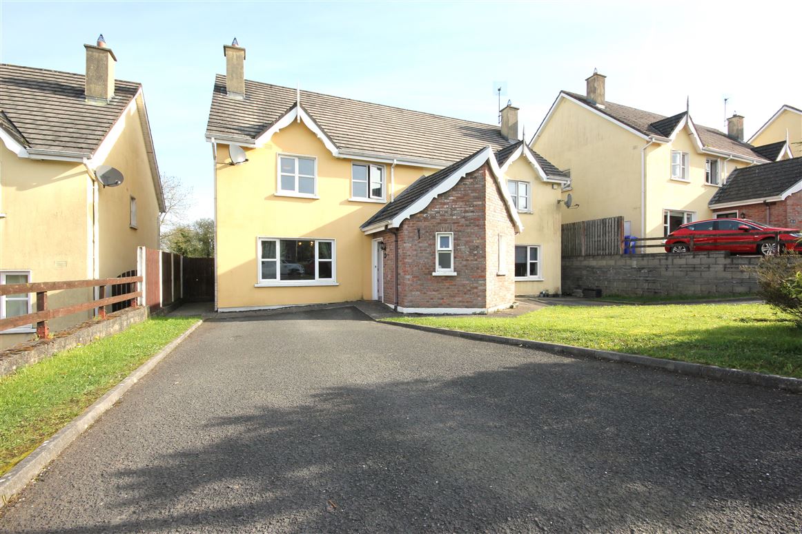 54 The Fairways, Abbeyleix, Laois CBPM Estate Agents and Letting