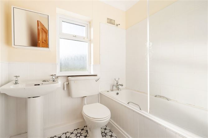 47 Ballyogan Drive, Ballyogan, Dublin 18