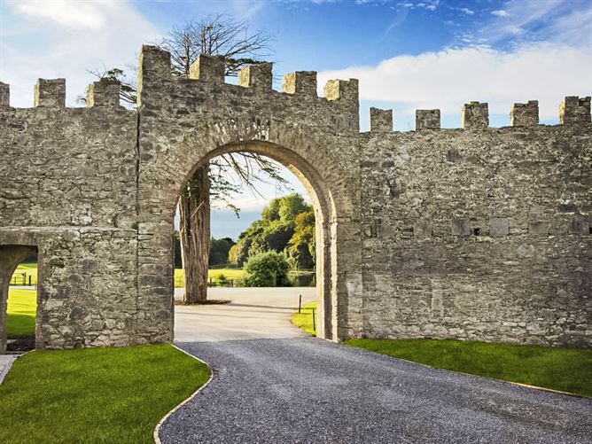 Castlemartyr Holiday Lodge,Cork and Kerry
