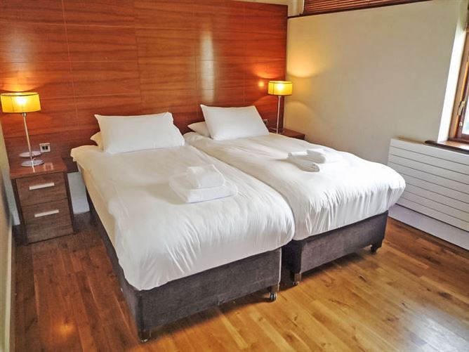 Castlemartyr Holiday Lodge,Cork and Kerry