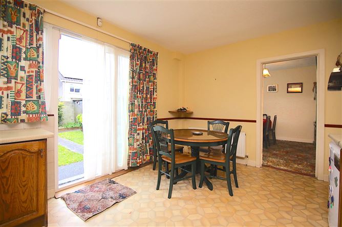 Photo 7 of 28 — 4 Roselawn Way, Castleknock, Dublin 15