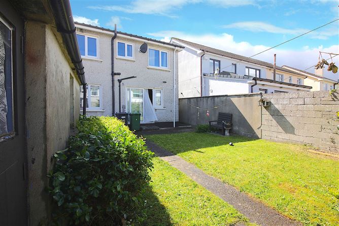 Photo 23 of 28 — 4 Roselawn Way, Castleknock, Dublin 15