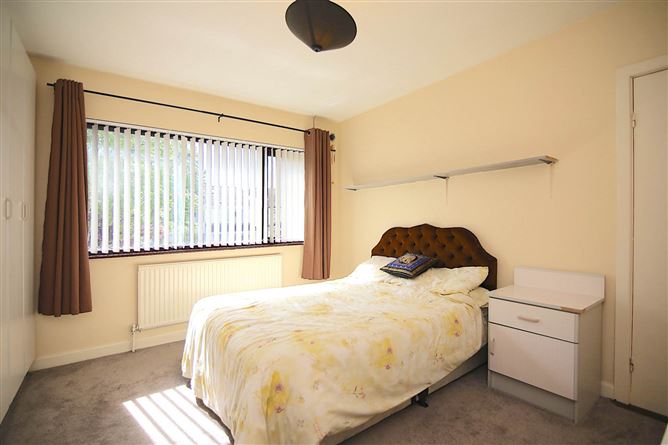 Photo 16 of 28 — 4 Roselawn Way, Castleknock, Dublin 15