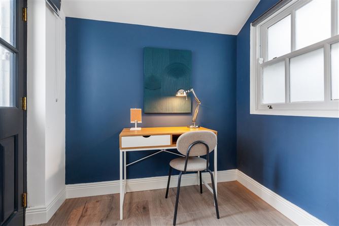 Apt.11, 52 Mountjoy Square South, Dublin 1, Dublin