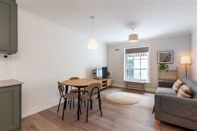 Apt.11, 52 Mountjoy Square South, Dublin 1, Dublin