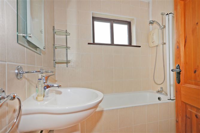 54 Vartry Avenue, Raheen, Limerick