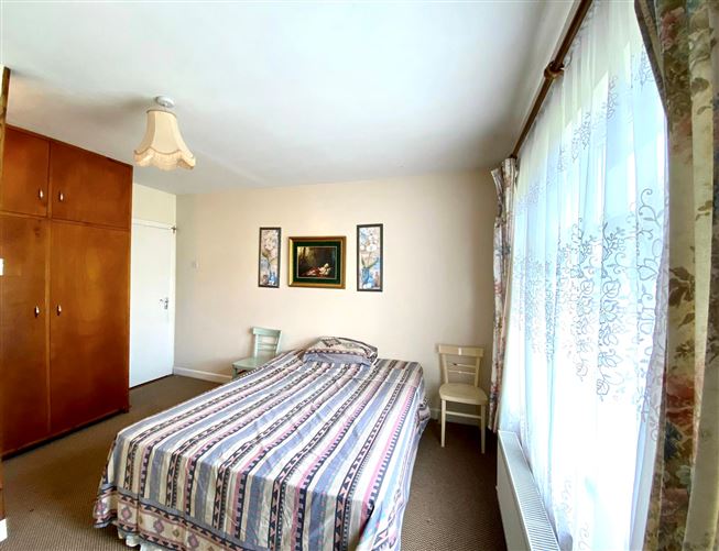 14 Castle Demesne, Tralee, Kerry