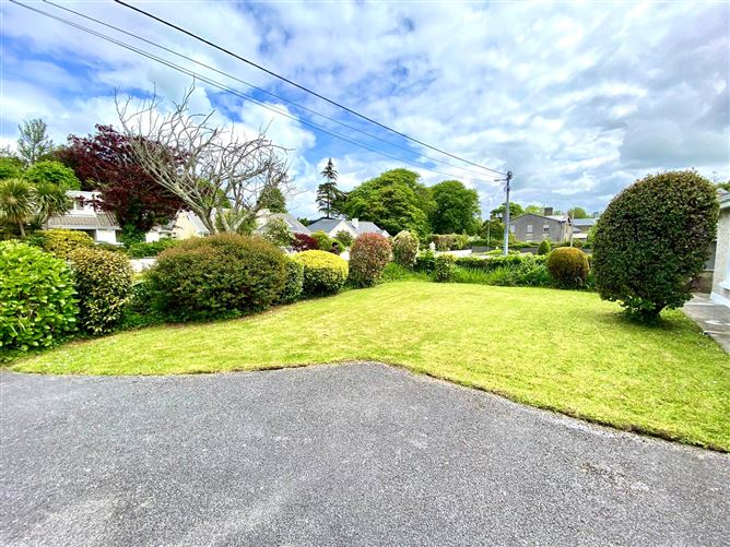 14 Castle Demesne, Tralee, Kerry
