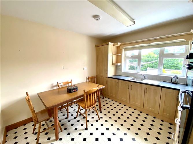 14 Castle Demesne, Tralee, Kerry