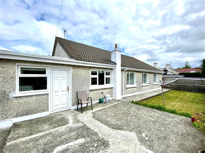 14 Castle Demesne, Tralee, Kerry