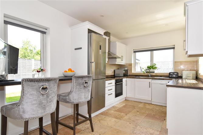 83 Boireann Bheag, Roscam, Galway