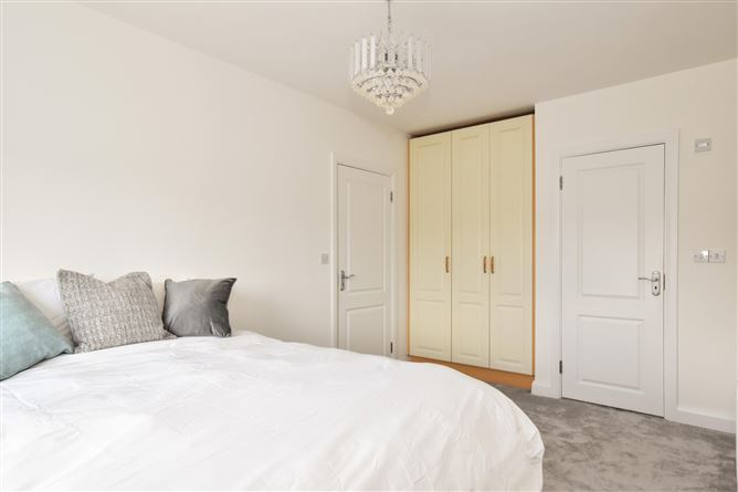 83 Boireann Bheag, Roscam, Galway