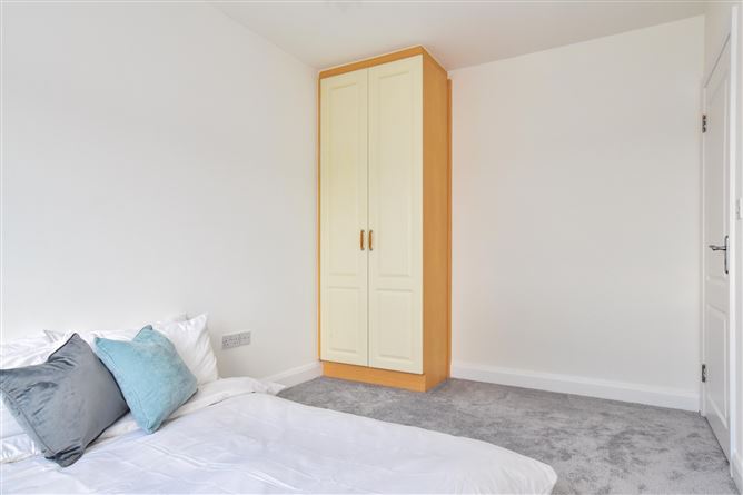 83 Boireann Bheag, Roscam, Galway