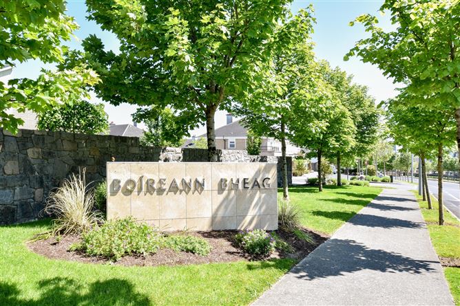 83 Boireann Bheag, Roscam, Galway