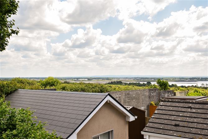 83 Boireann Bheag, Roscam, Galway