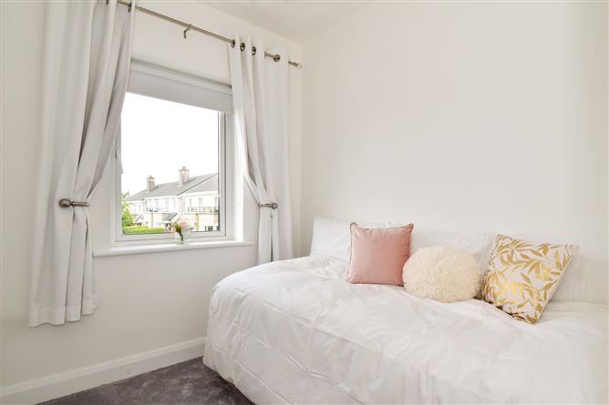 83 Boireann Bheag, Roscam, Galway