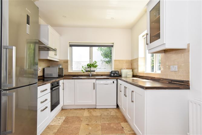 83 Boireann Bheag, Roscam, Galway