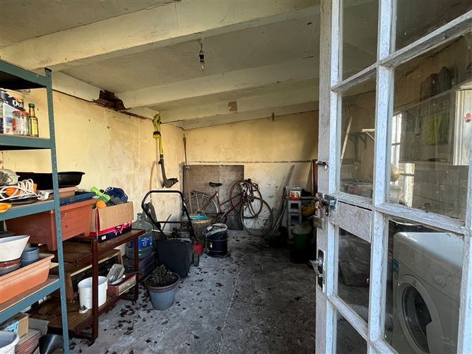 54 Gouldavoher Estate , Dooradoyle, Limerick