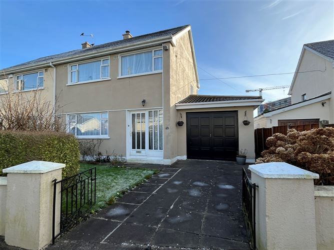 54 Gouldavoher Estate , Dooradoyle, Limerick