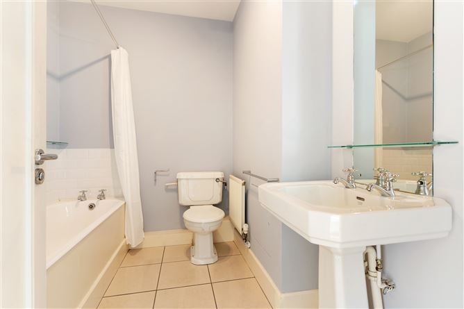 19 The Warehouse, Clanbrassil Terrace, South City Centre - D8, Dublin 8