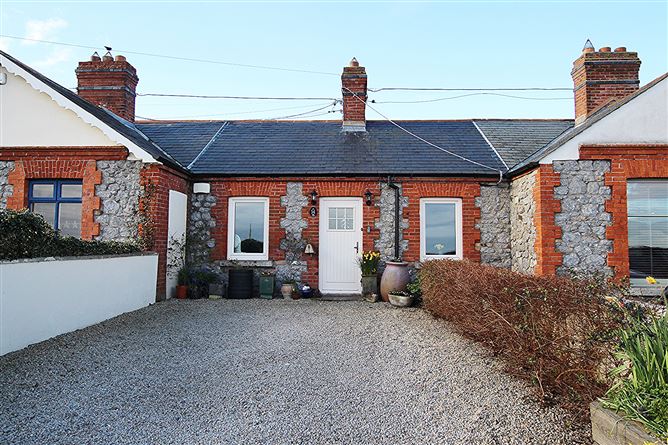 14 Station Road Cottages, Station Road, Sutton, Dublin 13