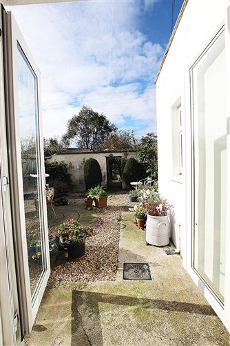 14 Station Road Cottages, Station Road, Sutton, Dublin 13