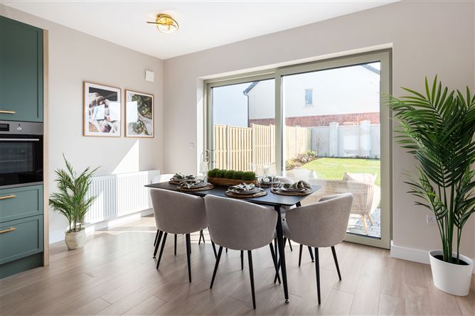 https://photos-a.propertyimages.ie/media/8/3/3/4886338/05e59d6f-8194-41d9-b19e-9e6b0ac6d77e_l.jpg