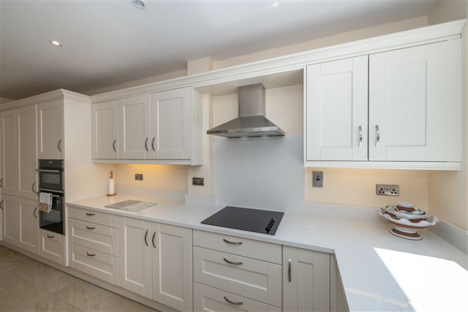 107 Eagle Valley, Sarsfield Road, Wilton, Cork