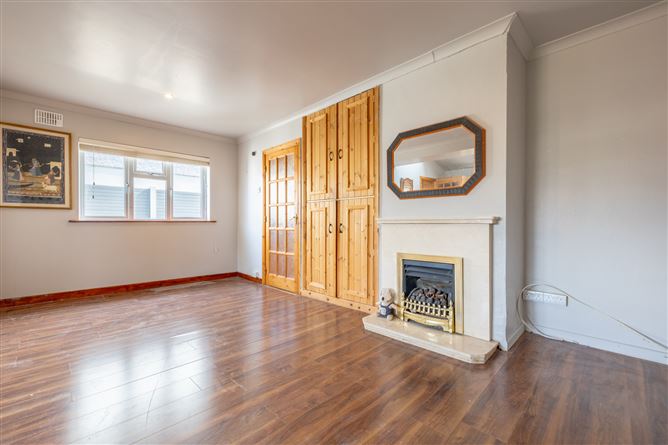 14 Comeragh Drive, Clonmel, Co. Tipperary