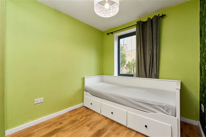 Apartment 11, Cassian Court North, Phelan Avenue, Royal Canal Park, Dublin 15, County Dublin