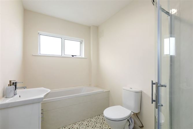 Photo 10 of 12 — 28 The Crescent, Binn Eadair view, Sutton, Dublin 13