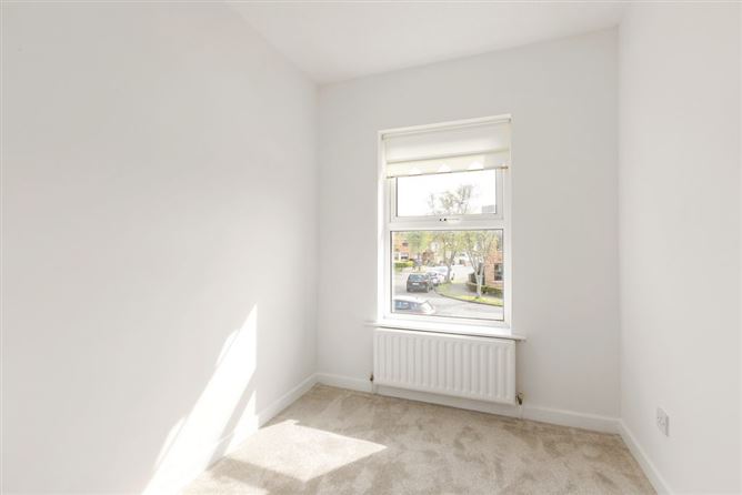 Photo 9 of 12 — 28 The Crescent, Binn Eadair view, Sutton, Dublin 13