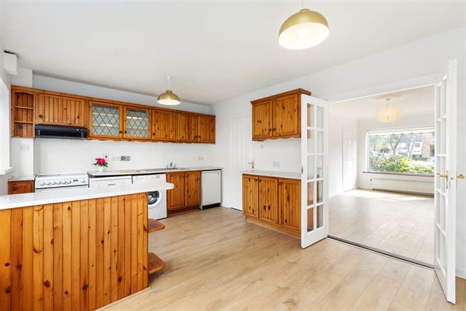28 The Crescent, Binn Eadair view, Sutton, Dublin 13