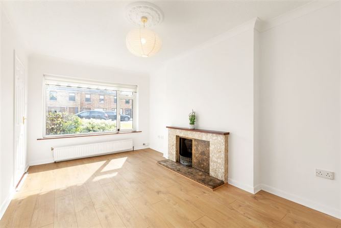 28 The Crescent, Binn Eadair view, Sutton, Dublin 13