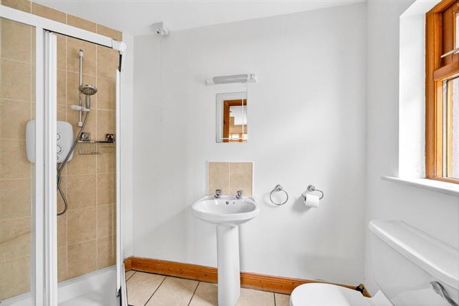 46 Church Hills Road, Coosan, Athlone, Westmeath