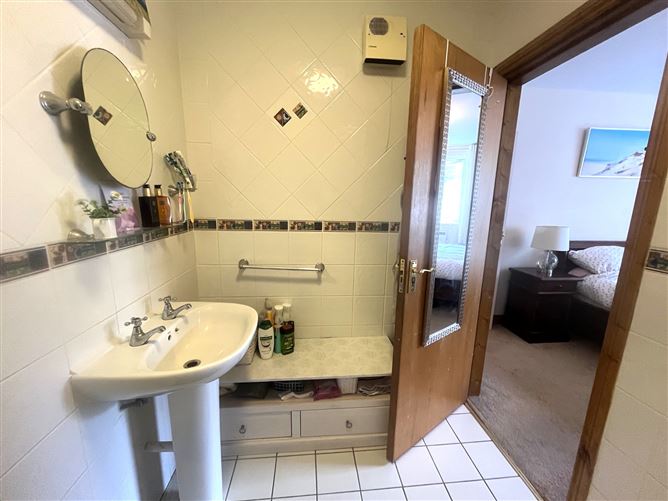 Photo 20 of 41 — 7 Barleycove Apartmements, Barley Cove, West Cork