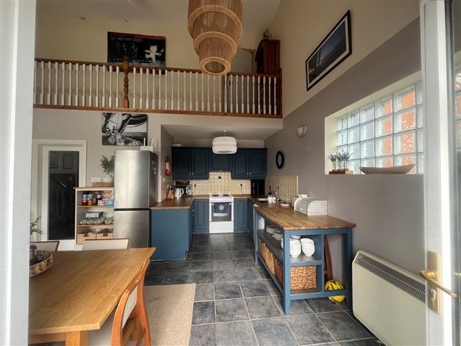 Photo 10 of 41 — 7 Barleycove Apartmements, Barley Cove, West Cork