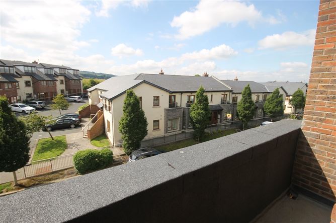 11 Slade Castle Walk, Saggart, Co. Dublin