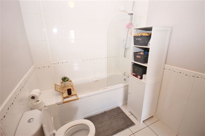 11 Slade Castle Walk, Saggart, Co. Dublin