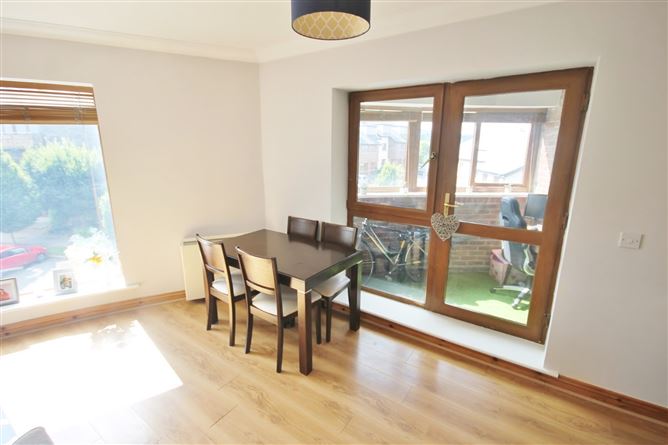 11 Slade Castle Walk, Saggart, Co. Dublin