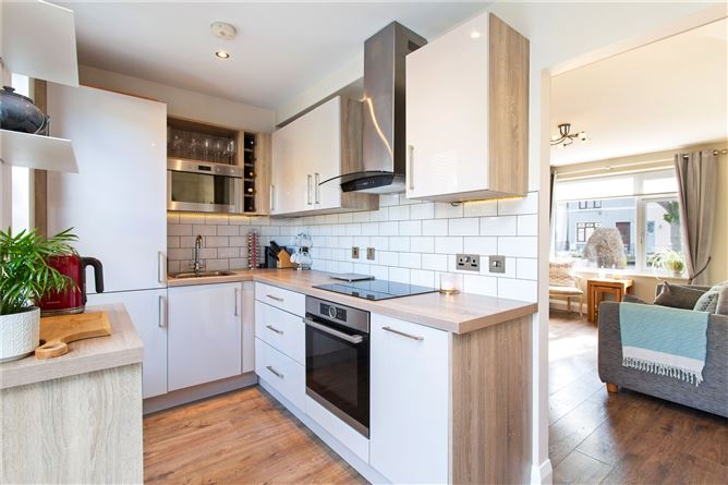 52 Annamoe Drive, Cabra, Dublin 7