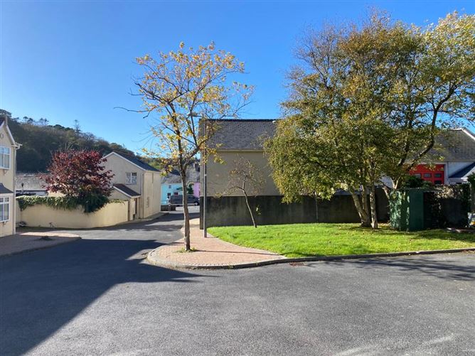 4 Beach Cove, Dunmore East, Waterford