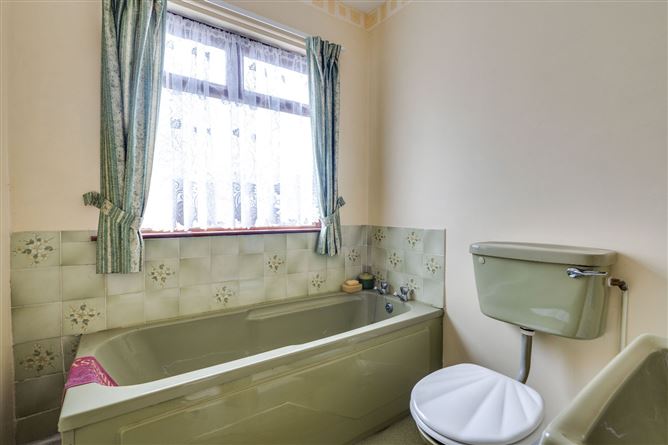 22 Oldcourt Cottages, Oldcourt Road, Ballycullen, Dublin 24