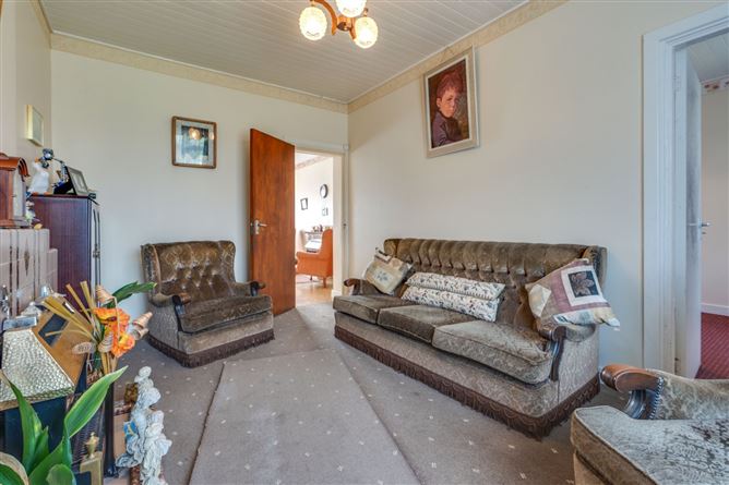 22 Oldcourt Cottages, Oldcourt Road, Ballycullen, Dublin 24