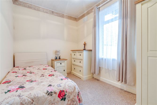 22 Oldcourt Cottages, Oldcourt Road, Ballycullen, Dublin 24