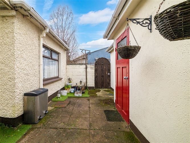 5 Old Bawn Road, Tallaght, Dublin 24