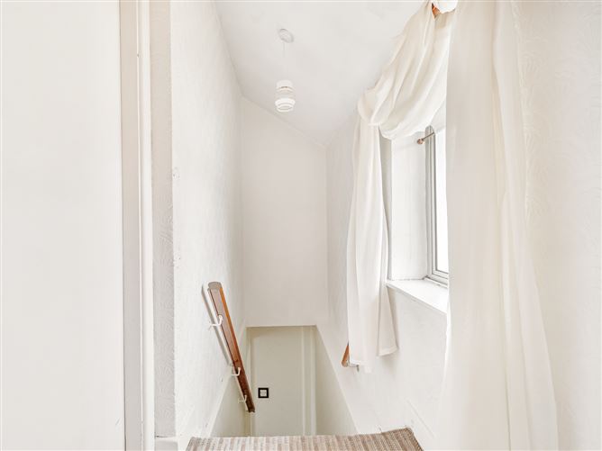 5 Old Bawn Road, Tallaght, Dublin 24