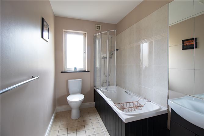 28 College View, Mountmellick, Laois