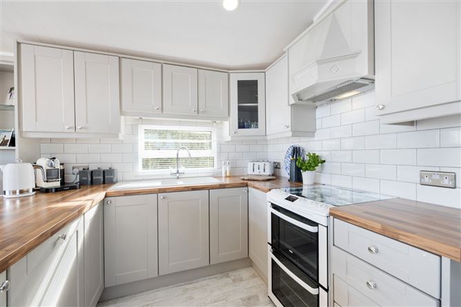 9 Jacks Hole, Beachfront, Jack's Hole Beach Resort, Brittas Bay, Co. Wicklow